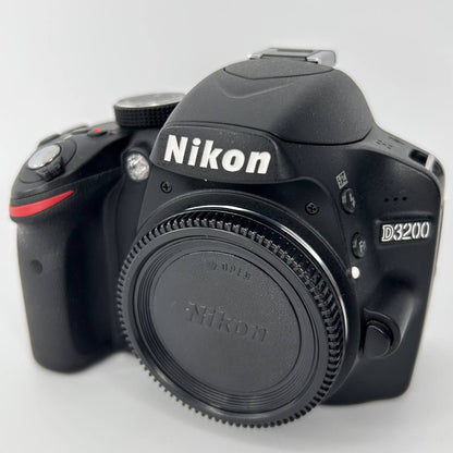 Nikon D3200 usata garantita