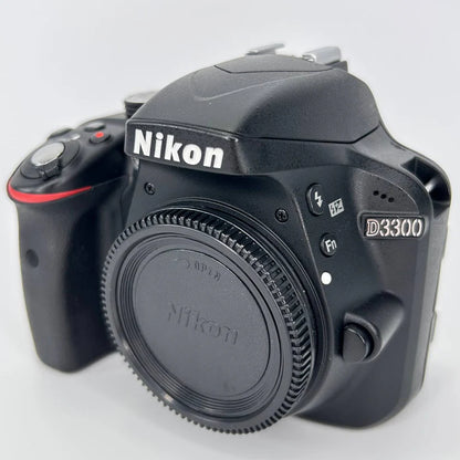 Nikon D3300 usata garantita