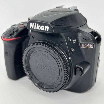 Nikon D3400 usata garantita