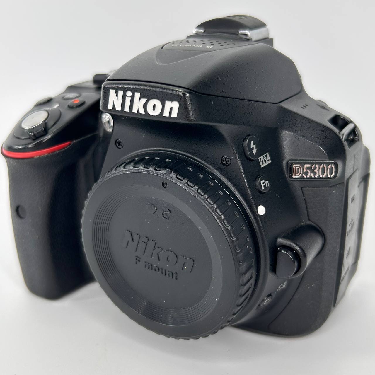Nikon D5300 usata garantita