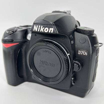 Nikon D70s usata garantita