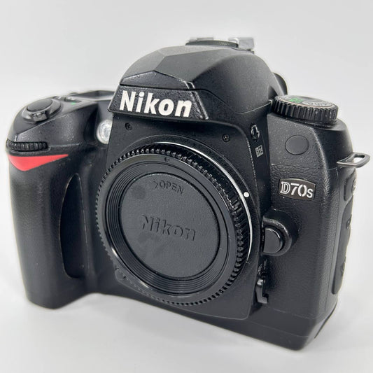 Nikon D70s usata garantita