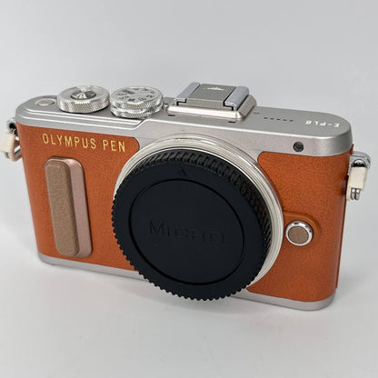 Olympus PEN E-PL8 usata garantita