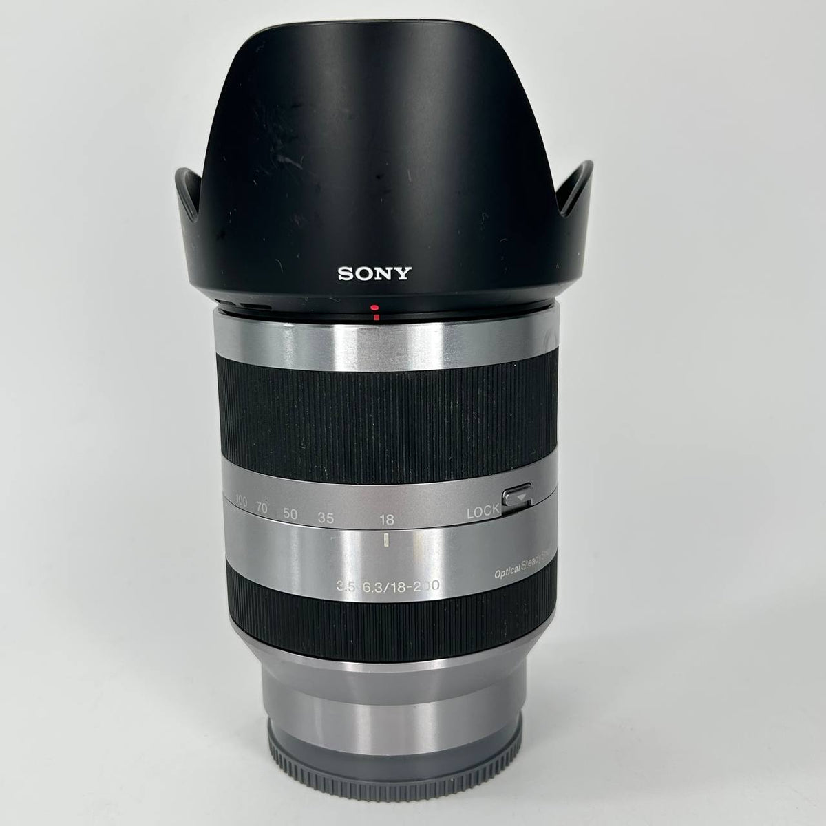 Sony E 18-200mm f/3.5-6.3 OSS usata garantita