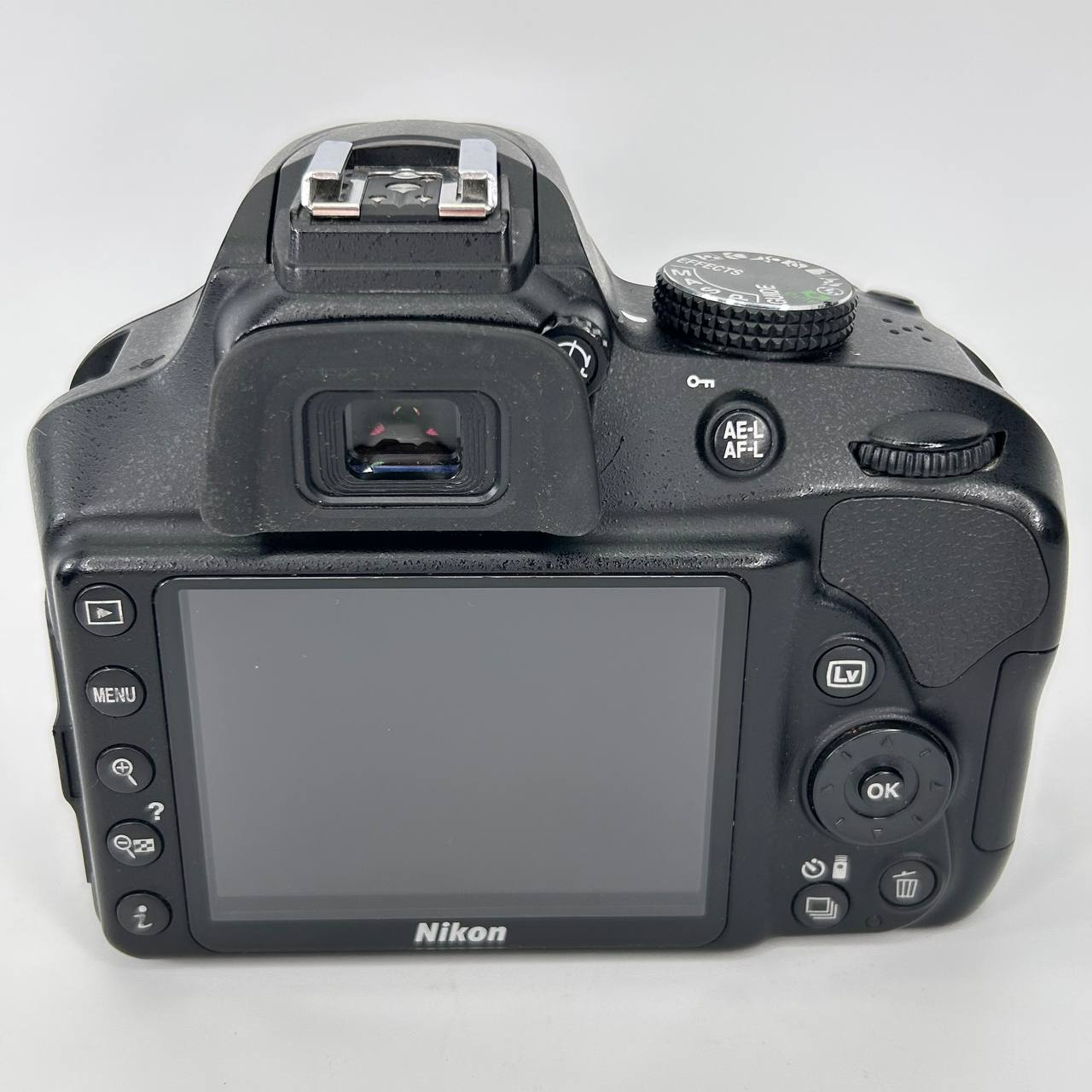 Nikon D3400