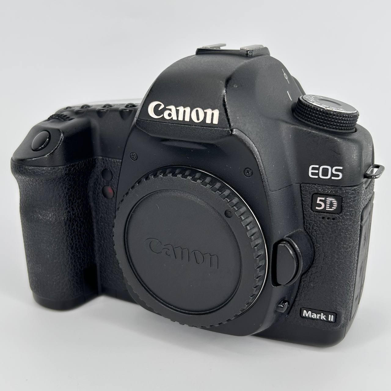 Canon EOS 5D Mark II + Canon EF 24-105mm f/4 L IS USM Kit