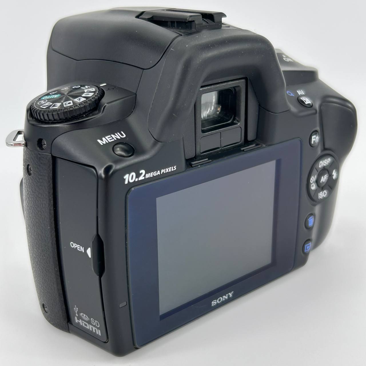 Sony A230 + Sony DT 18-55mm f/3.5-5.6 SAM Kit