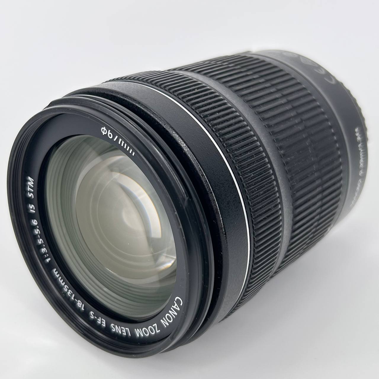 Canon EF-S 18-135mm f/3.5-5.6 IS STM