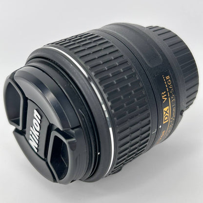 Nikon D3200 Kit + AF-S DX 18-55 VR II