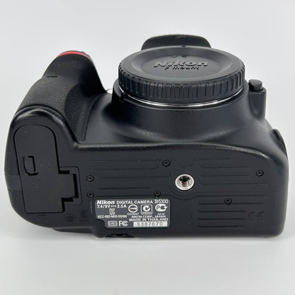 Nikon D5100