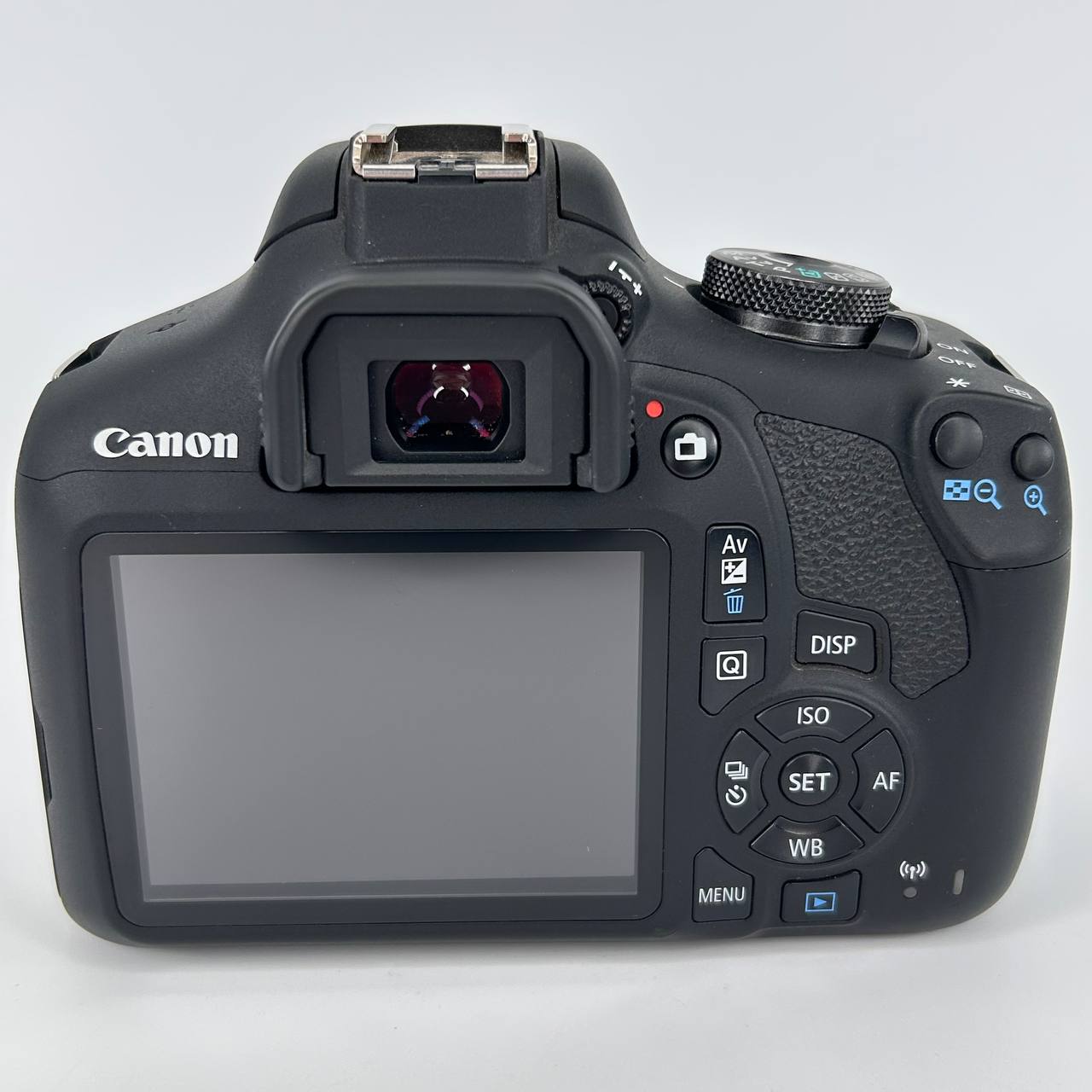 Canon EOS 2000D EF-S 18-55 III Kit