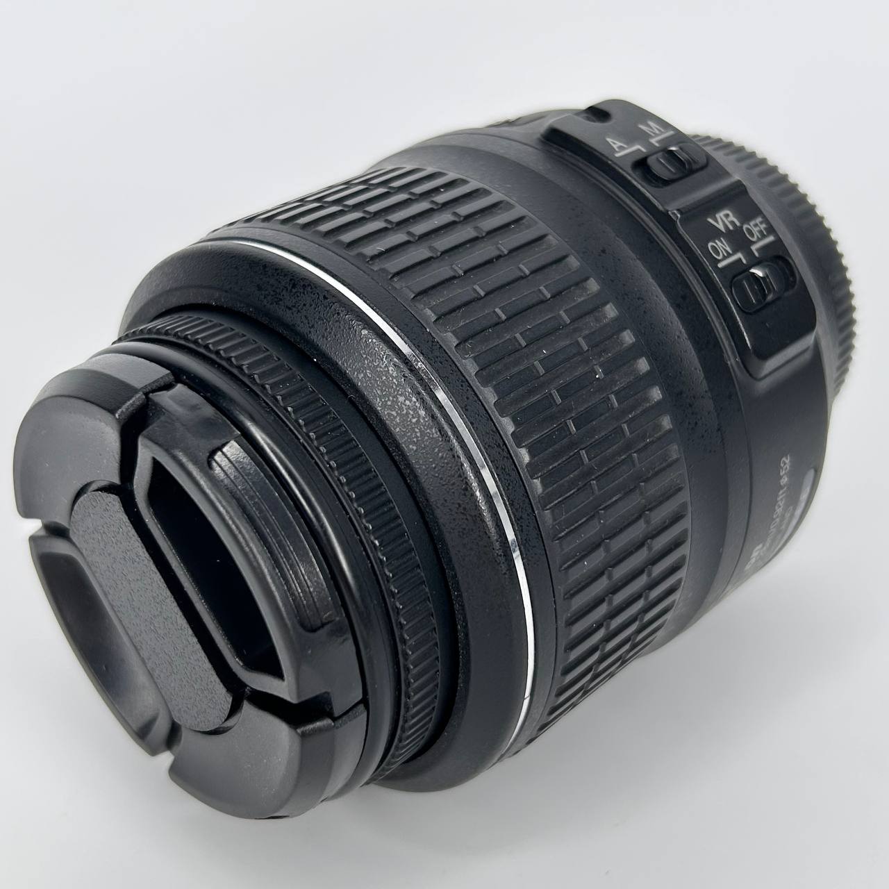 Nikon AF-S DX Nikkor 18-55mm f/3.5-5.6G VR