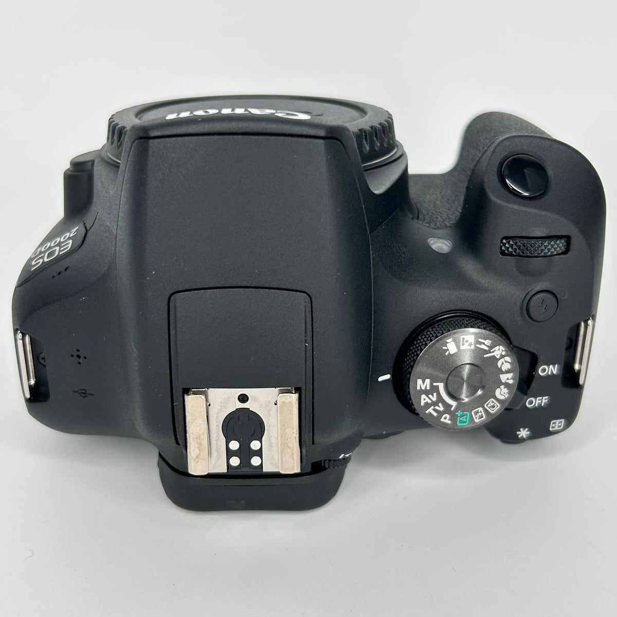 Canon EOS 2000D EF-S 18-55 IS II Kit