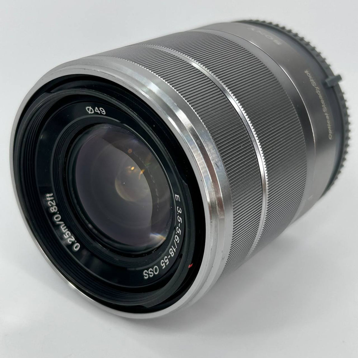Sony E 18-55mm f/3.5-5.6 OSS
