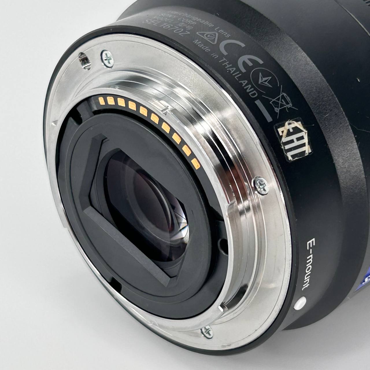 Sony E 16-70mm f/4 ZA OSS Zeiss Vario-Tessar T*