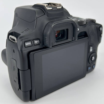 Canon EOS 250D