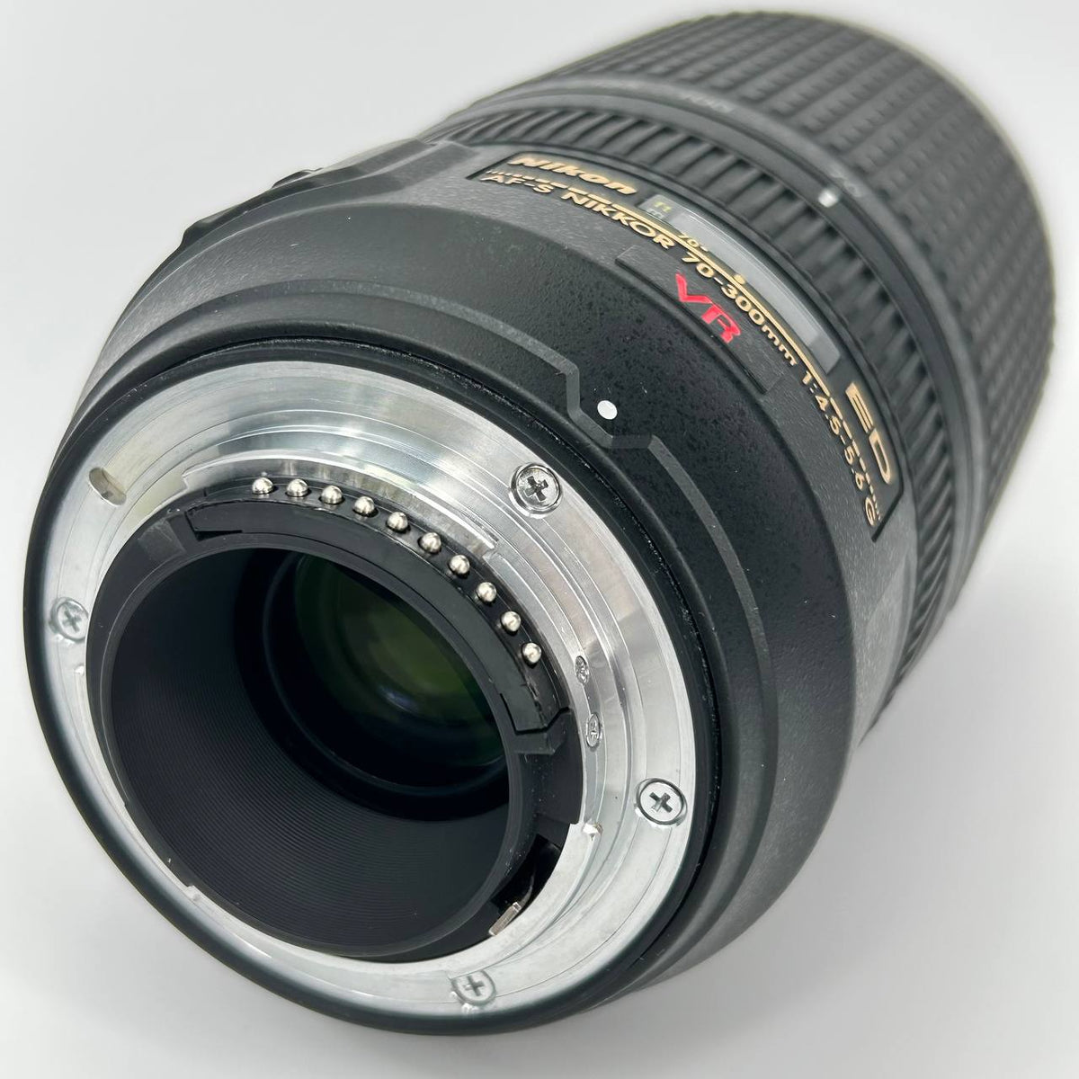 Nikon AF-S Nikkor 70-300mm f/4.5-5.6 G IF-ED VR