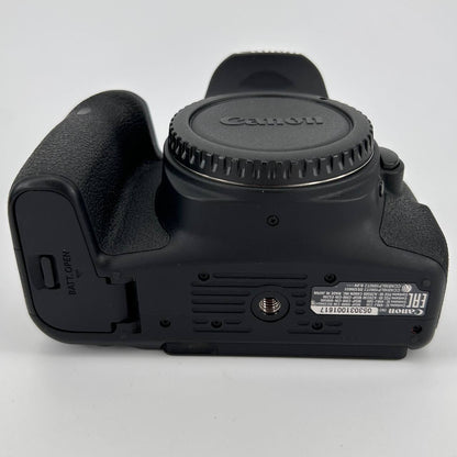 Canon EOS 77D