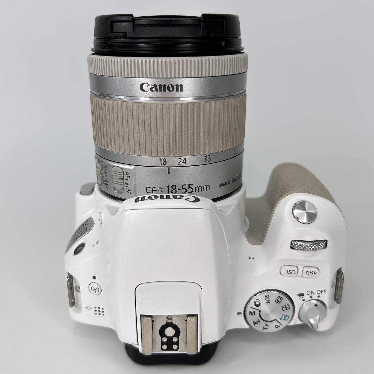 Canon EOS 200D + EF-S 18-55mm f/4-5.6 IS STM Lens Kit