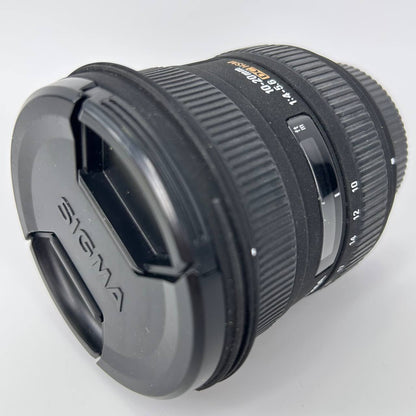 Sigma 10-20mm f/3.5 EX DC HSM - Attacco Nikon
