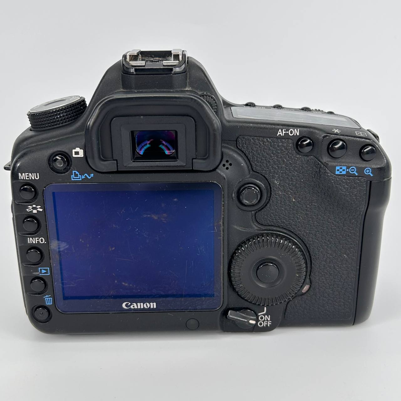 Canon EOS 5D Mark II + Canon EF 24-105mm f/4 L IS USM Kit