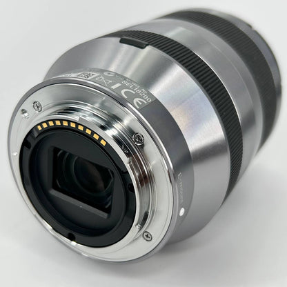 Sony E 18-200mm f/3.5-6.3 OSS