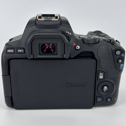 Canon EOS 250D