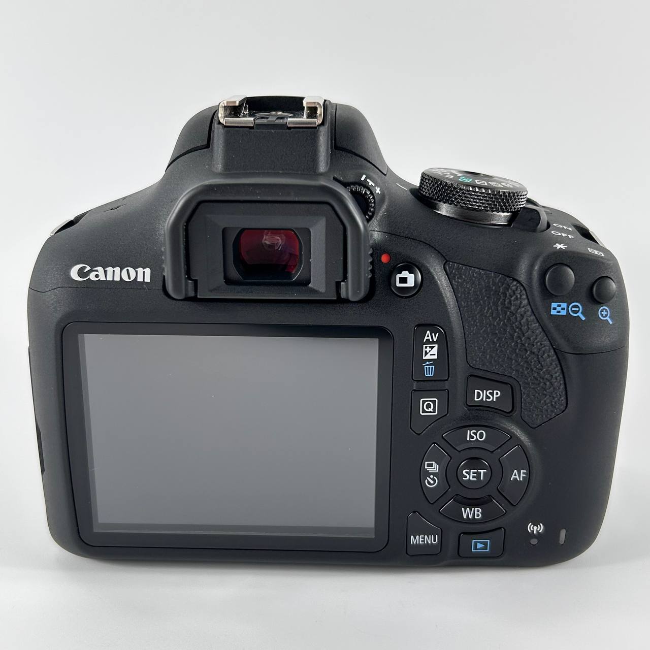 Canon EOS 2000D EF-S 18-55 IS II Kit