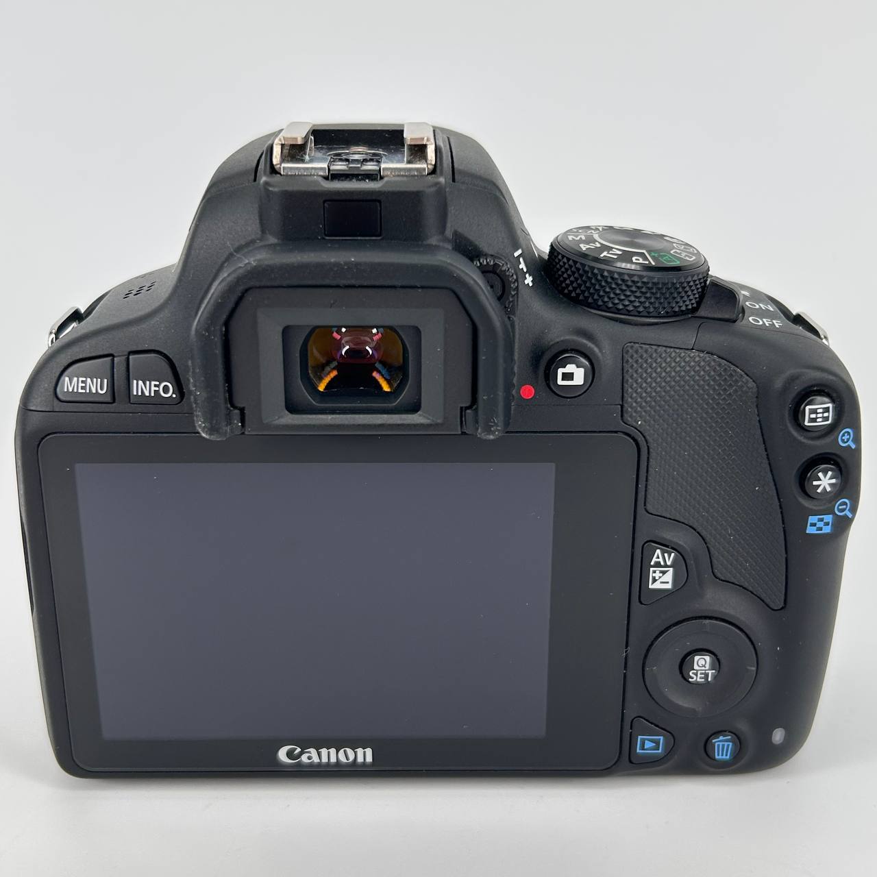Canon EOS 100D