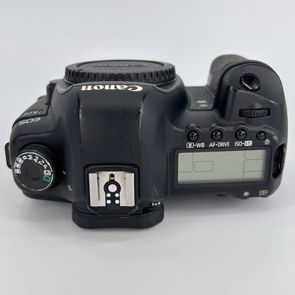 Canon EOS 5D Mark II + Canon EF 24-105mm f/4 L IS USM Kit
