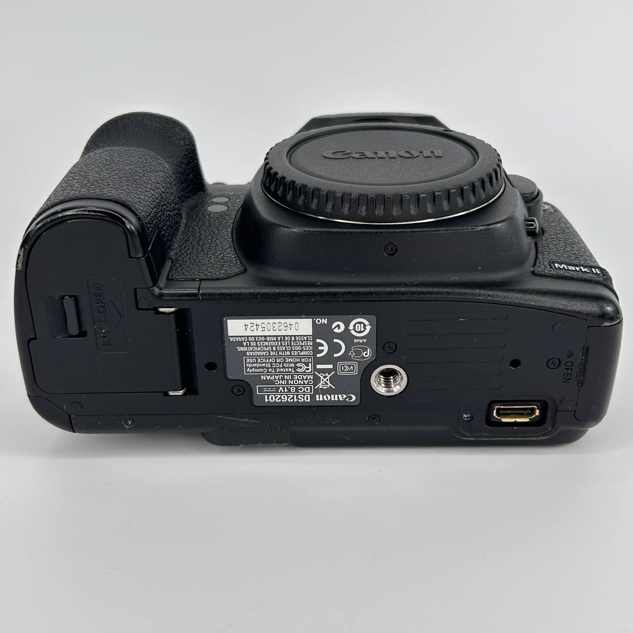 Canon EOS 5D Mark II + Canon EF 24-105mm f/4 L IS USM Kit