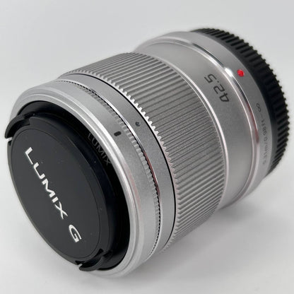 Panasonic Lumix G 42.5mm f/1.7 ASPH Power O.I.S.