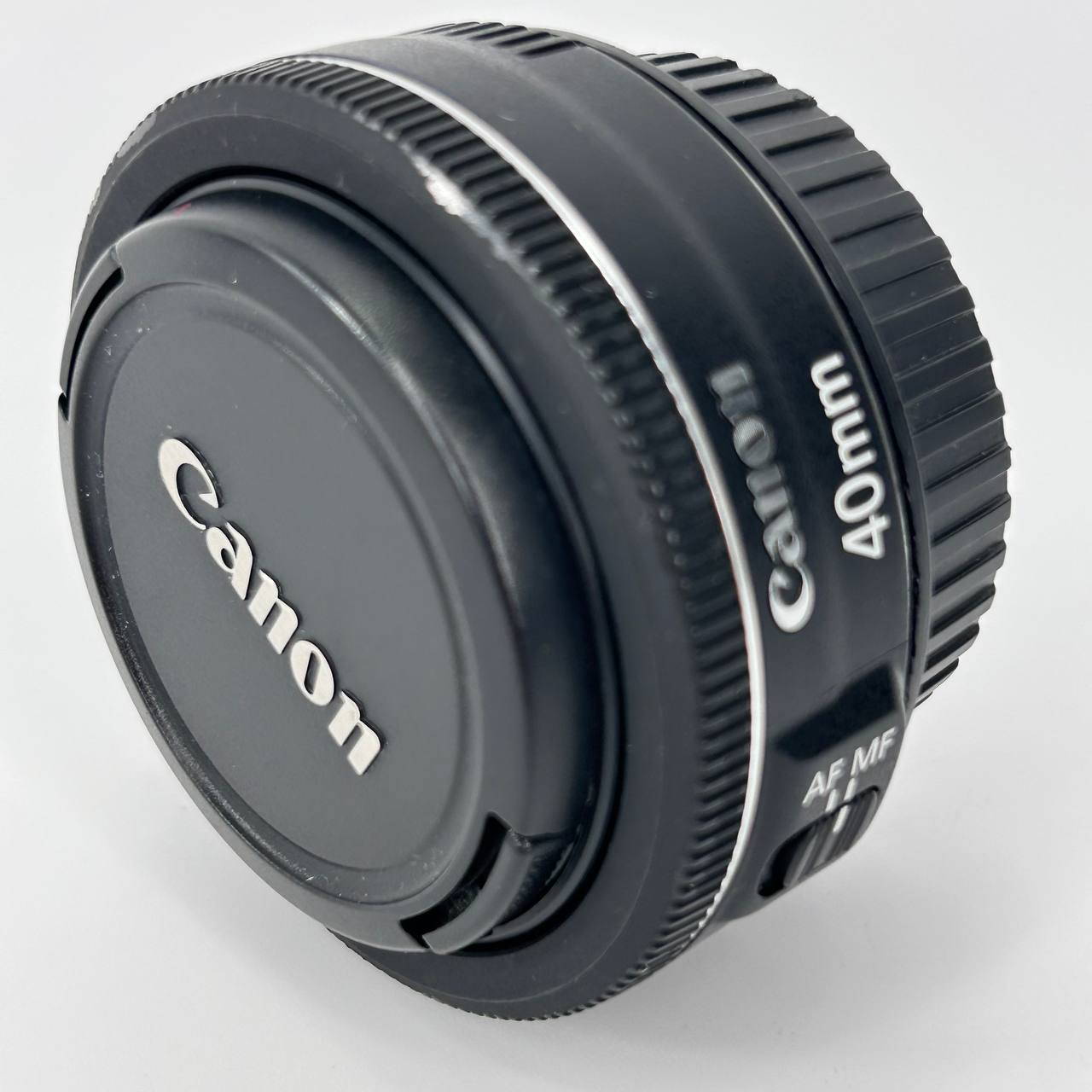 Canon EF 40mm f/2.8 STM