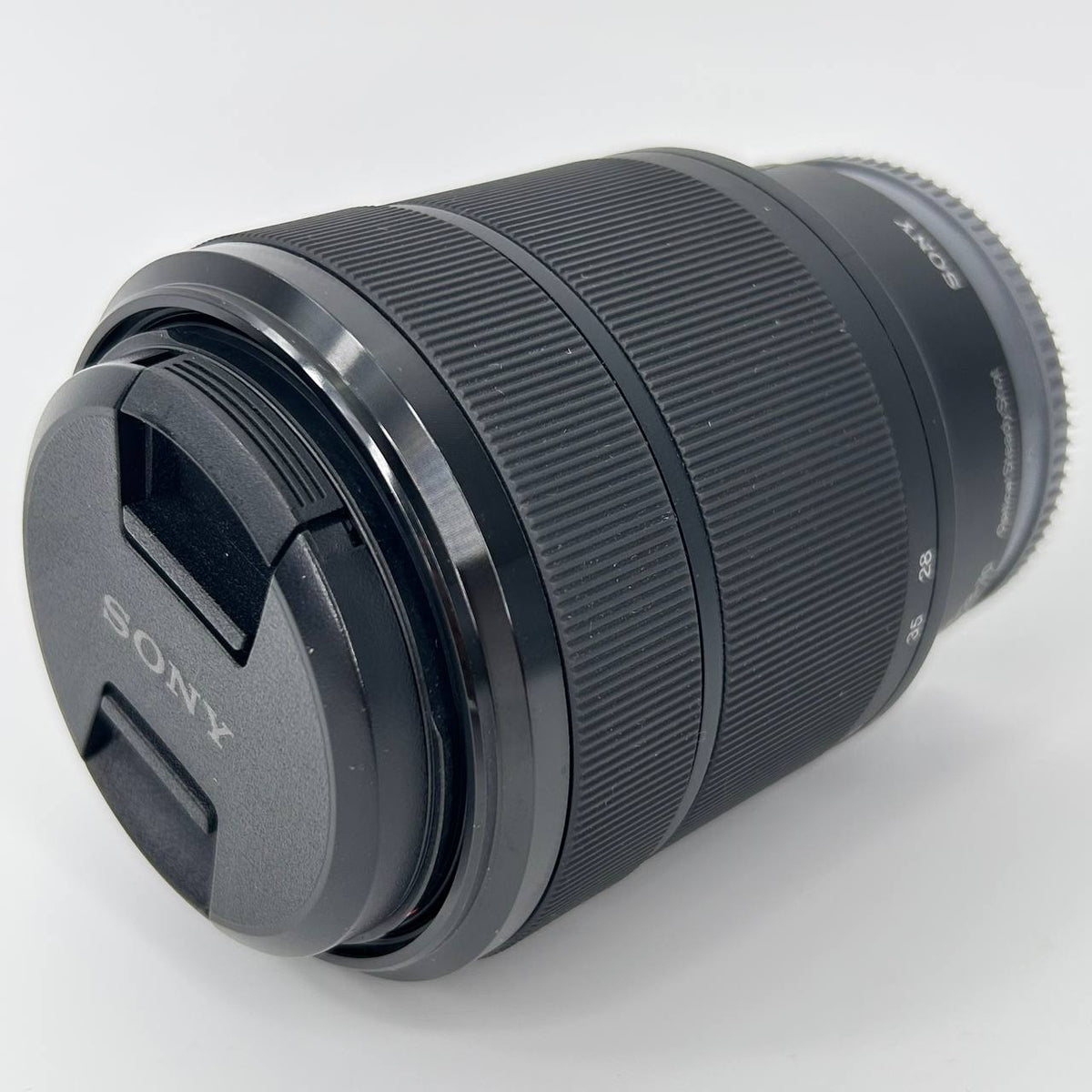 Sony FE 28-70mm f/3.5-5.6 OSS