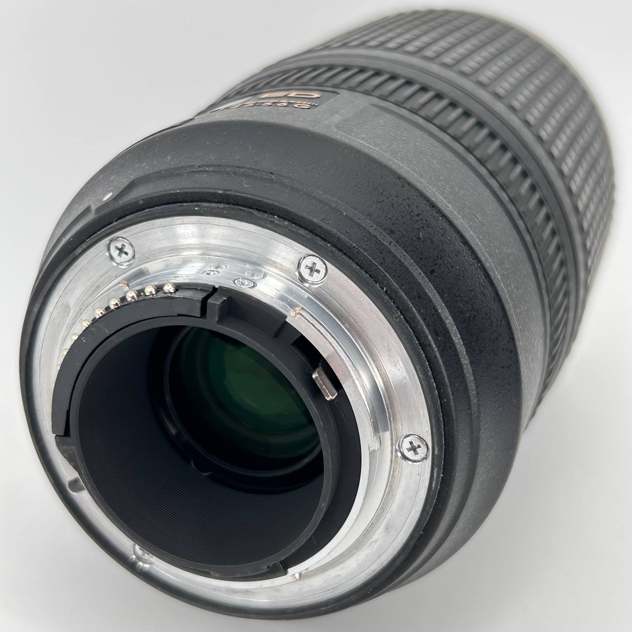 Nikon AF-S Nikkor 70-300mm f/4.5-5.6 G IF-ED VR