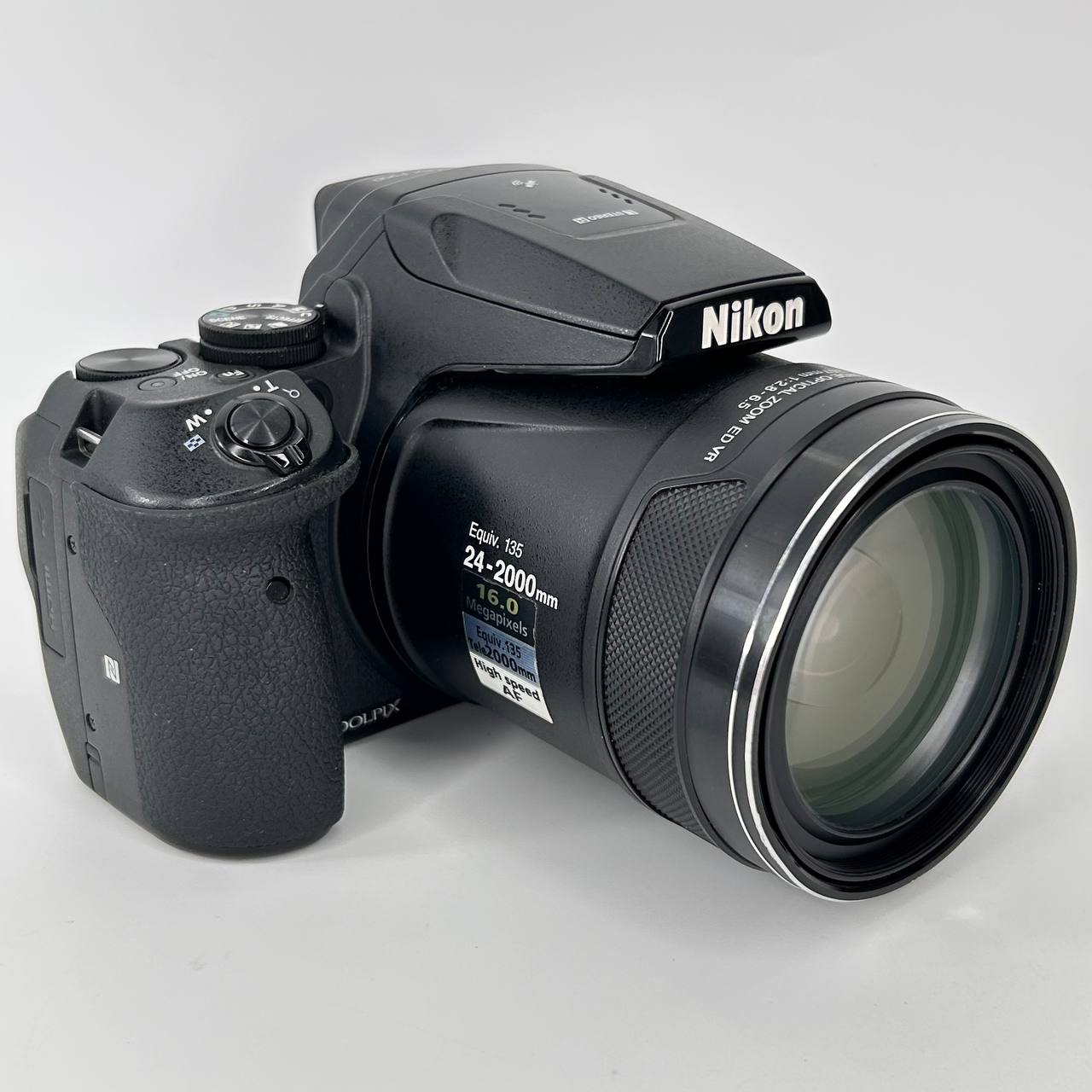 Nikon Coolpix P900
