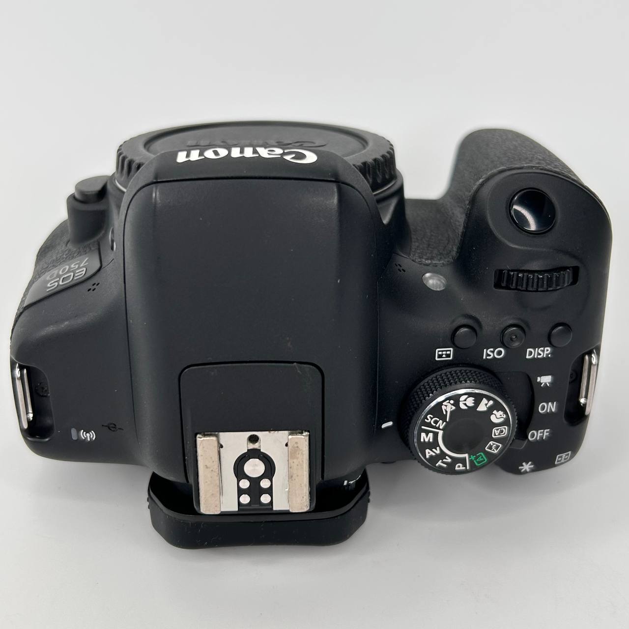 Canon EOS 750D
