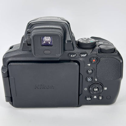 Nikon Coolpix P900