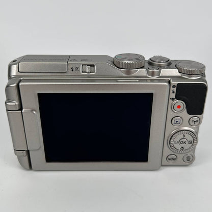 Nikon Coolpix S9900