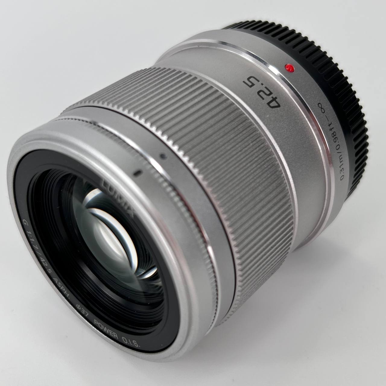 Panasonic Lumix G 42.5mm f/1.7 ASPH Power O.I.S.